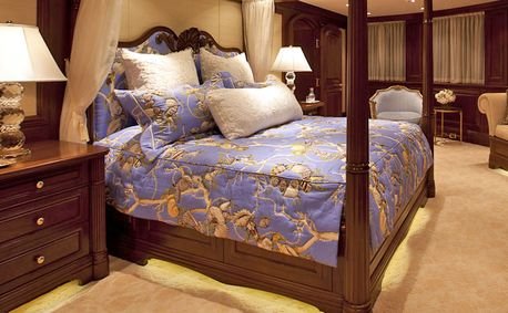 Yacht bedding and pillows